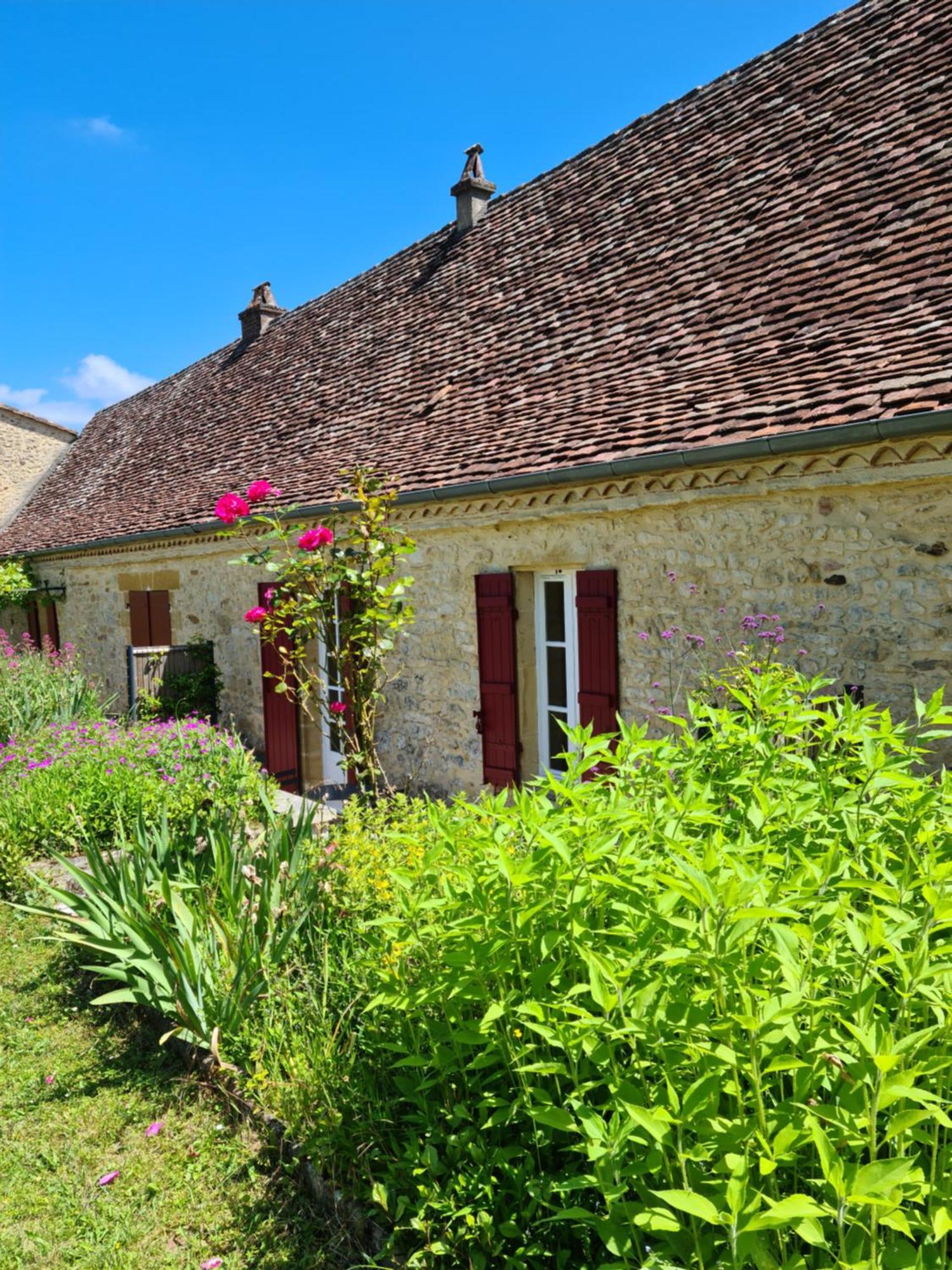 La Ferme De L'Embellie Gites Et Chambres D'Hotes Le Buisson-de-Cadouin Exterior photo